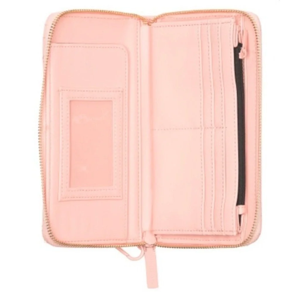 Betsey Johnson Quilted Flower Zip Around Wallet Wristlet Pink NEW‎